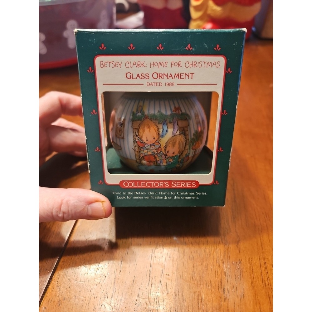 Vtg 1988 Hallmark Glass Ornament/Betsey Clark Home For‎ Christmas/ #3 / (539)